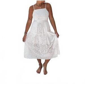 NEW GILNER FARRAR dree dress in white
